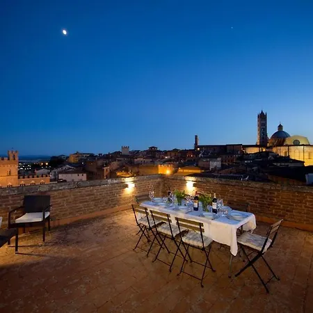 Torre Del Campo Appartement Sienne