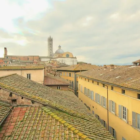 Torre Del Campo * Sienne